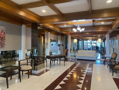 1400 S Ocean Drive Hollywood FL 33019