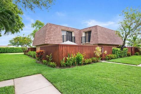 2544 SW 15th Street Deerfield Beach FL 33442