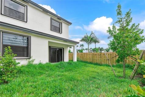 4973 Oakmont Drive Dania Beach FL 33312