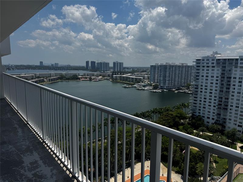 2851 NE 183rd Street Aventura FL 33160