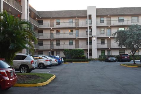 10120 Sunrise Lakes Boulevard Sunrise FL 33322