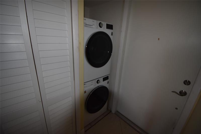 10120 Sunrise Lakes Boulevard Sunrise FL 33322