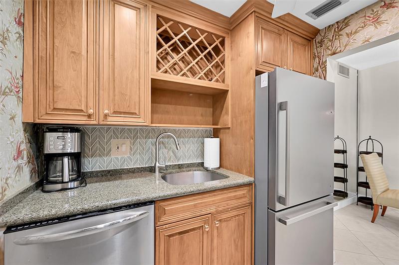 3215 SE 10th Street Pompano Beach FL 33062