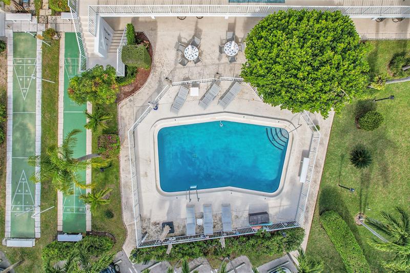 3215 SE 10th Street Pompano Beach FL 33062