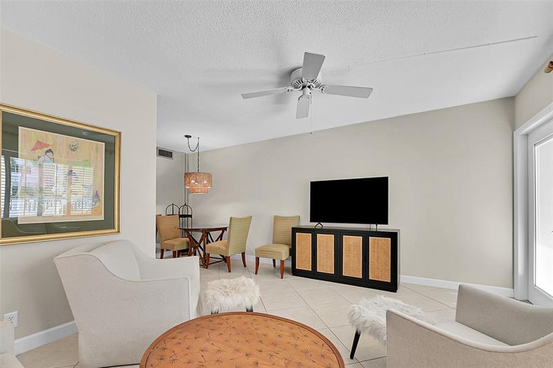 3215 SE 10th Street Pompano Beach FL 33062