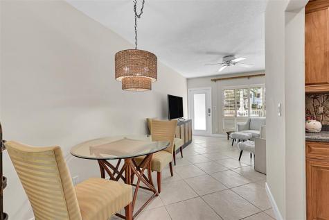 3215 SE 10th Street Pompano Beach FL 33062