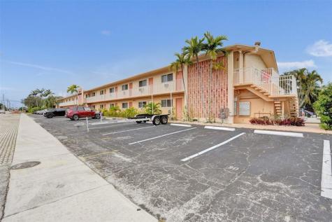 301 E Mcnab Road Pompano Beach FL 33060