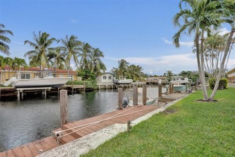 301 E Mcnab Road Pompano Beach FL 33060