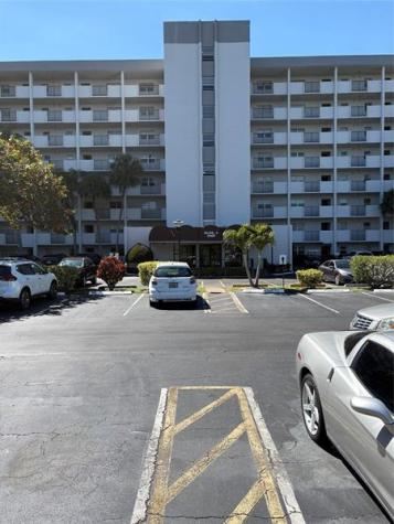 Lauderhill FL 33319