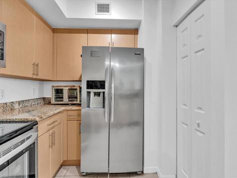 2421 NE 65th Street Fort Lauderdale FL 33308