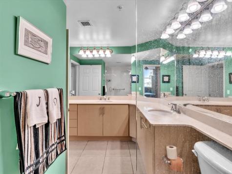 2421 NE 65th Street Fort Lauderdale FL 33308