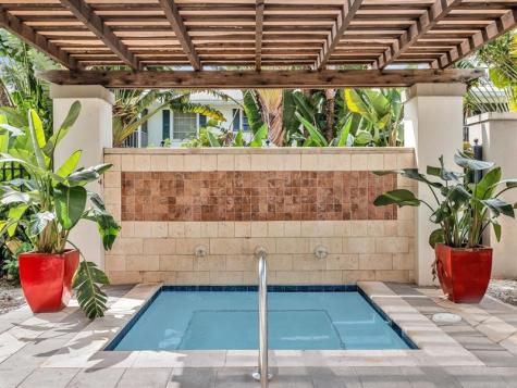 2421 NE 65th Street Fort Lauderdale FL 33308