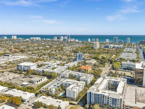 2421 NE 65th Street Fort Lauderdale FL 33308