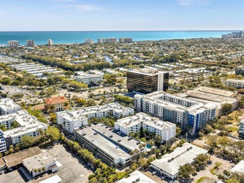 2421 NE 65th Street Fort Lauderdale FL 33308