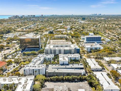 2421 NE 65th Street Fort Lauderdale FL 33308
