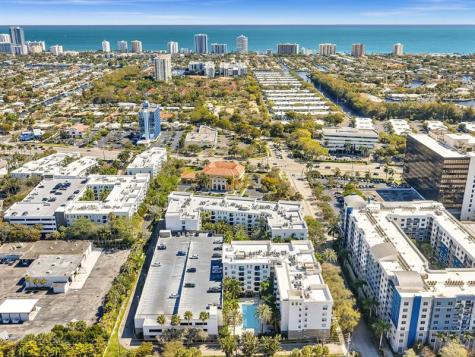 2421 NE 65th Street Fort Lauderdale FL 33308