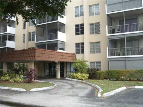 4158 Inverrary Drive Lauderhill FL 33319