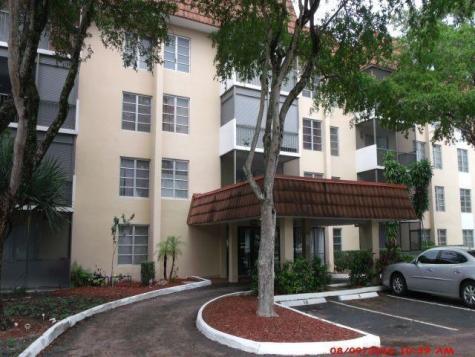 4158 Inverrary Drive Lauderhill FL 33319