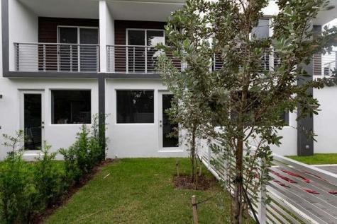 700 NE 14th Avenue Fort Lauderdale FL 33304