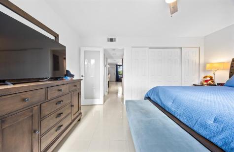 1901 N Andrews Avenue Wilton Manors FL 33311