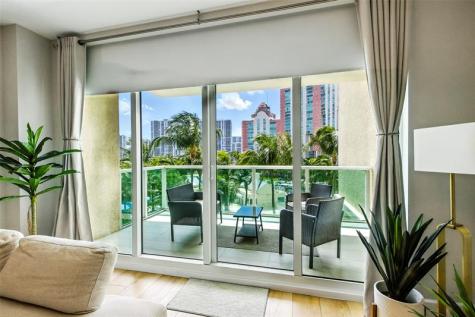 3340 NE 190th Street Aventura FL 33180
