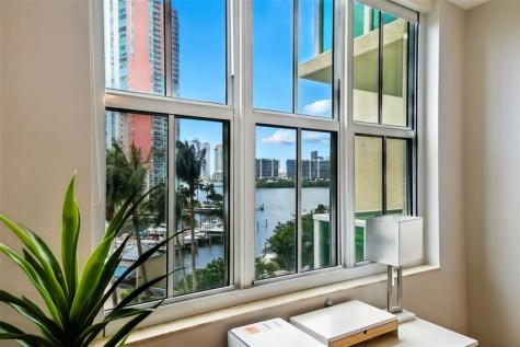 3340 NE 190th Street Aventura FL 33180