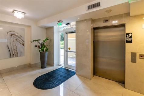 3340 NE 190th Street Aventura FL 33180
