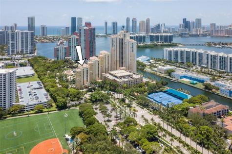 3340 NE 190th Street Aventura FL 33180