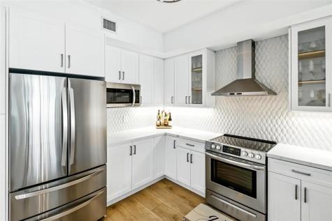 3340 NE 190th Street Aventura FL 33180