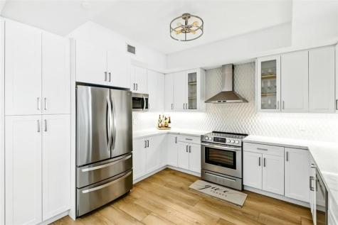 3340 NE 190th Street Aventura FL 33180