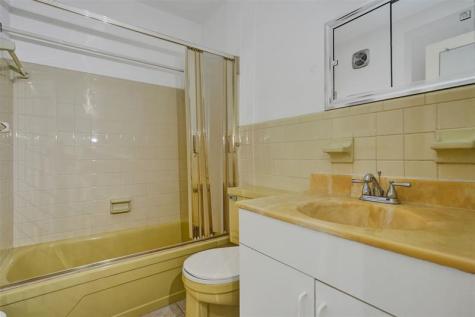 2000 NE 51st Court Fort Lauderdale FL 33308