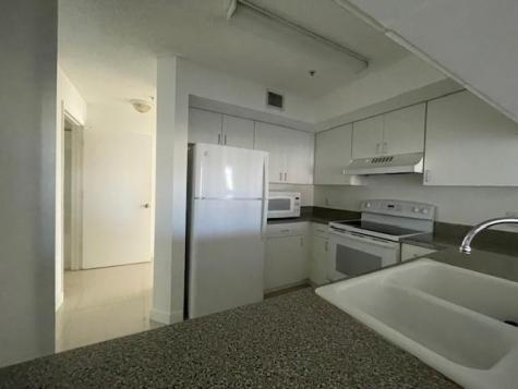 470 S Park Road Hollywood FL 33021