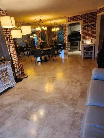 2664 Carambola Cirn Coconut Creek FL 33066