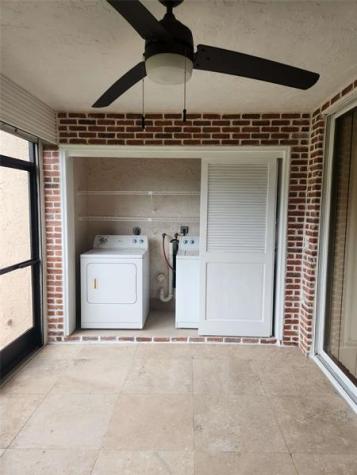 2664 Carambola Cirn Coconut Creek FL 33066