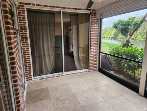 2664 Carambola Cirn Coconut Creek FL 33066