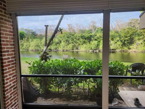 2664 Carambola Cirn Coconut Creek FL 33066