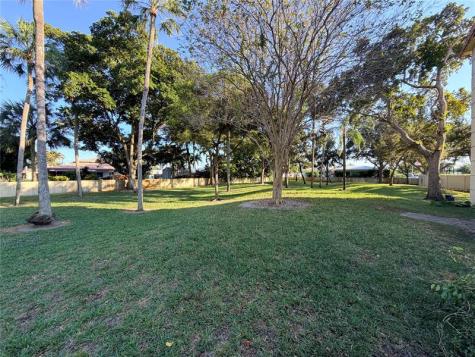 136 S Cypress Road Pompano Beach FL 33060