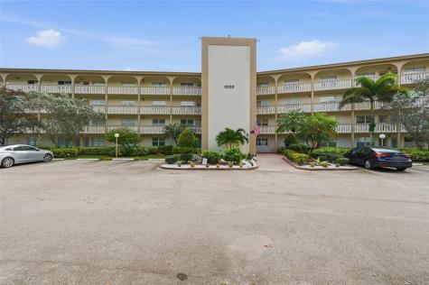 3003 Portofino Isle Coconut Creek FL 33066