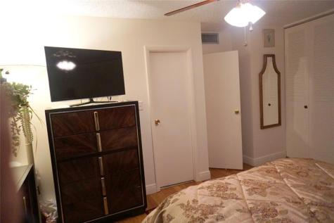 3400 NW 48th Avenue Lauderdale Lakes FL 33319