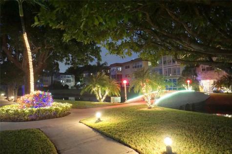 3400 NW 48th Avenue Lauderdale Lakes FL 33319