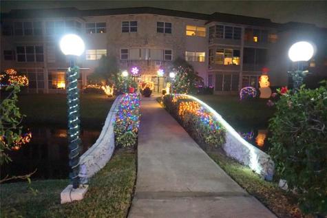 3400 NW 48th Avenue Lauderdale Lakes FL 33319