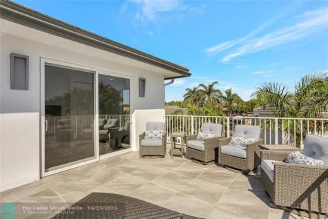 359 Sundial Circle Margate FL 33068