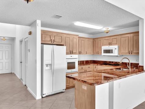 6796 N Pine Island Road Tamarac FL 33321