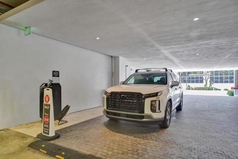 401 N Birch Road Fort Lauderdale FL 33304