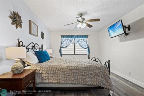 10123 Sunrise Lakes Boulevard Sunrise FL 33322
