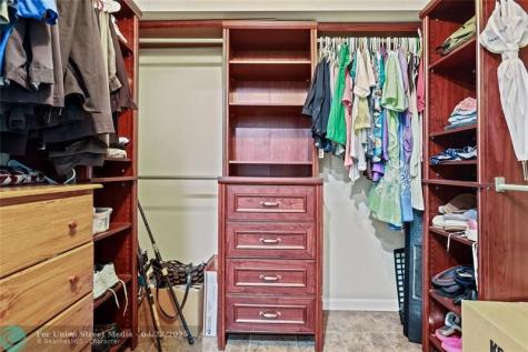 10123 Sunrise Lakes Boulevard Sunrise FL 33322