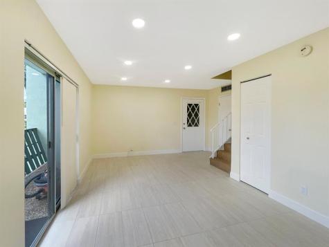 8921 NW 28th Drive Coral Springs FL 33065