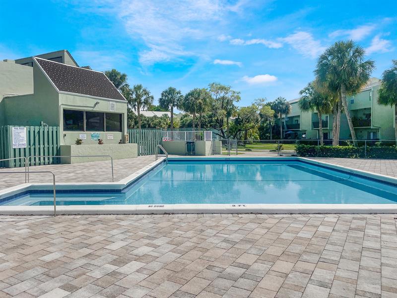 8921 NW 28th Drive Coral Springs FL 33065