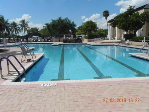 10152 Lombardy Drive Tamarac FL 33321