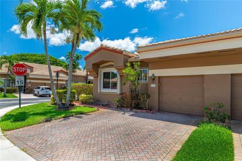 10152 Lombardy Drive Tamarac FL 33321